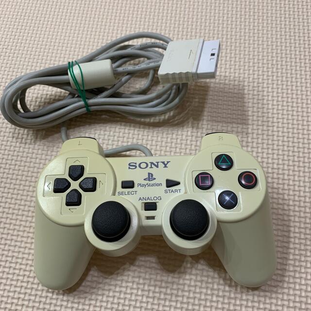 PlayStation2(プレイステーション2)のPS2 本体　コントローラーセット エンタメ/ホビーのゲームソフト/ゲーム機本体(家庭用ゲーム機本体)の商品写真