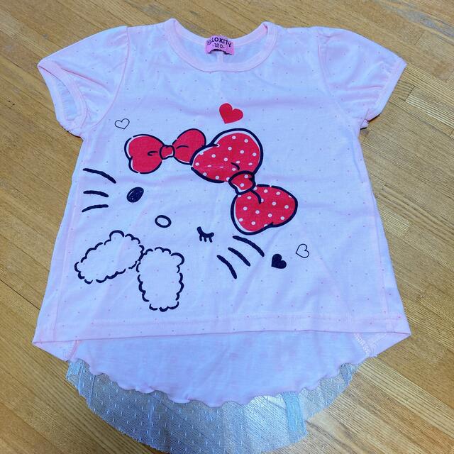 Tシャツ　半袖　トップス　キティ　ハローキティ　120 キッズ/ベビー/マタニティのキッズ服女の子用(90cm~)(Tシャツ/カットソー)の商品写真