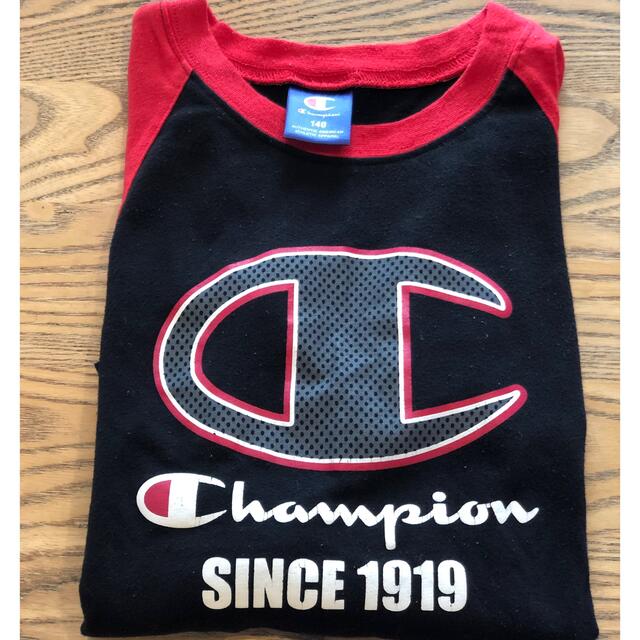 Champion(チャンピオン)の140ロンT キッズ/ベビー/マタニティのキッズ服女の子用(90cm~)(Tシャツ/カットソー)の商品写真