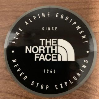 ザノースフェイス(THE NORTH FACE)の新品未使用ノースフェイス公式サークル型ステッカー(登山用品)