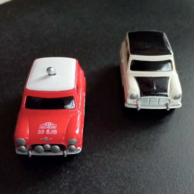 ミニクーパープルバックカー　2台　　　送料無料 エンタメ/ホビーのおもちゃ/ぬいぐるみ(ミニカー)の商品写真