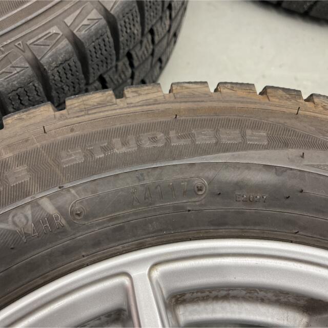 DUNLOP(ダンロップ)のトヨタシエンタスタッドレスタイヤホイル付175/70R14 NCP81G 自動車/バイクの自動車(タイヤ・ホイールセット)の商品写真