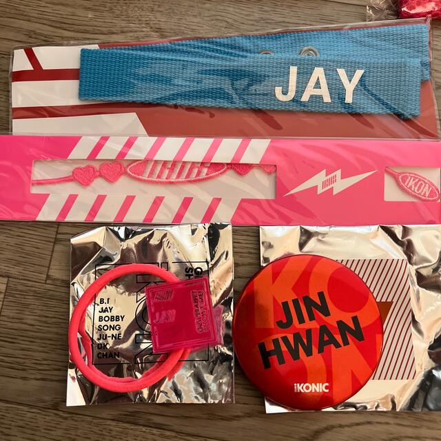 iKON(アイコン)のiKON ジナン JAY グッズ エンタメ/ホビーのタレントグッズ(アイドルグッズ)の商品写真