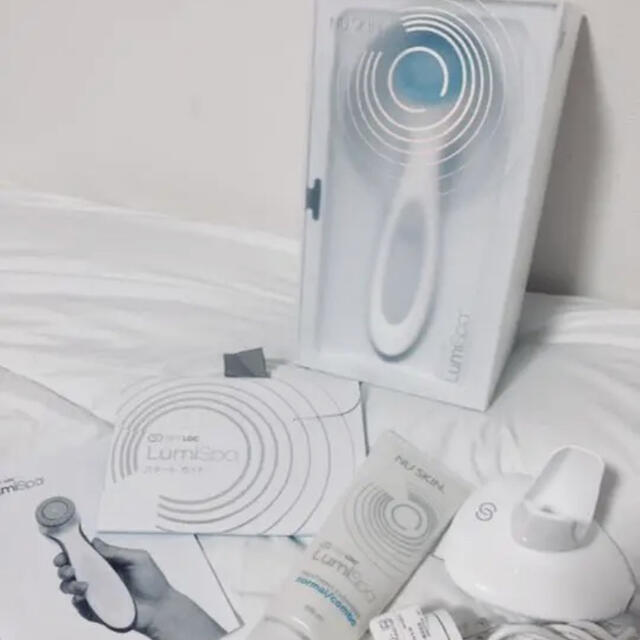 ニュースキン 美品 ルミスパ 美顔器 トリートメントクレンザー付き! ニュースキン 美品 ルミスパ 美顔器 トリートメントクレンザー付き!
