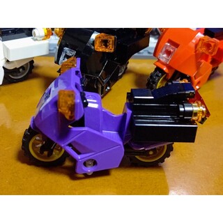 レゴ(Lego)のレゴ★シティ大型ツアラーバイク（紫色） オリジナルアレンジ 美品 人気(その他)