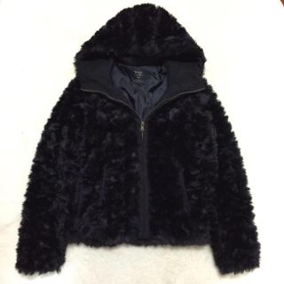 ザラ(ZARA)のZARA  OUTER(毛皮/ファーコート)