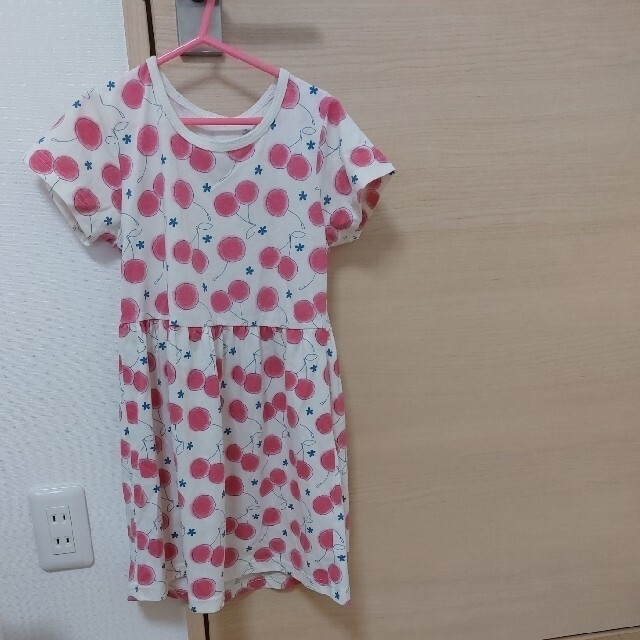 西松屋(ニシマツヤ)のharu☆kono様専用 キッズ/ベビー/マタニティのキッズ服女の子用(90cm~)(ワンピース)の商品写真