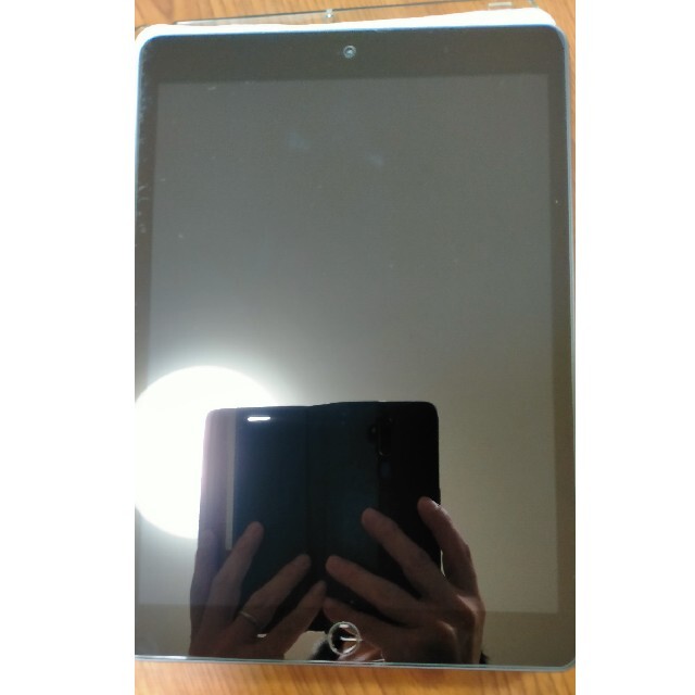 APPLE iPad 保護フィルム ケース付 32GB 1