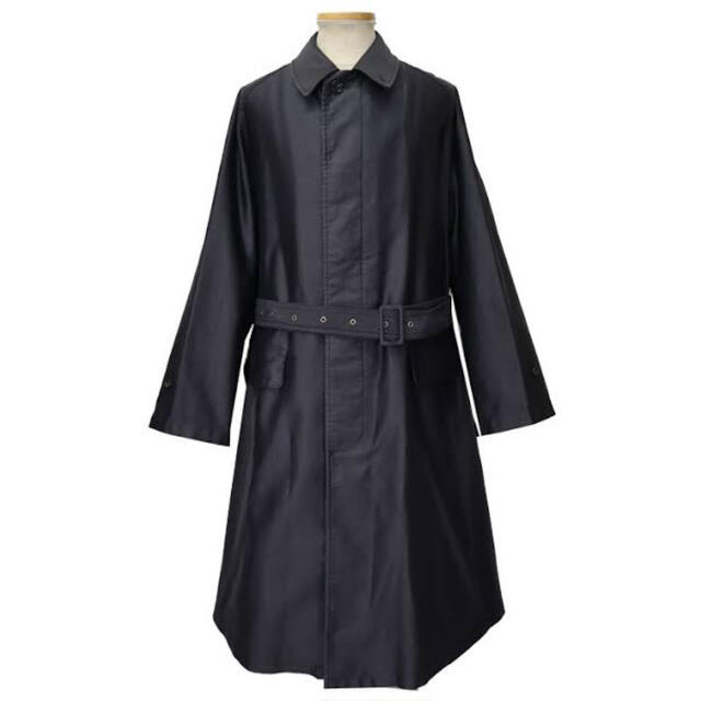 COMOLI(コモリ)のAUBERGE DM MAC モールスキン　ブラック　一枚袖　バルマカンコート メンズのジャケット/アウター(ステンカラーコート)の商品写真