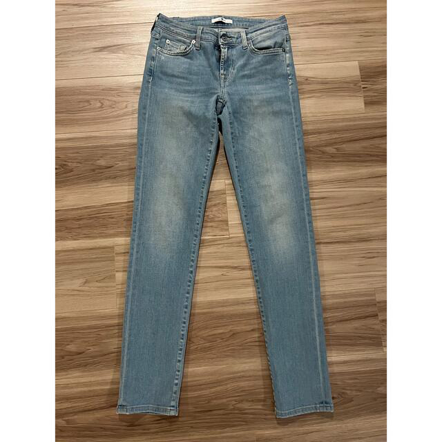 7 for all mankind(セブンフォーオールマンカインド)の7 for all mankind 数回着用　スワロフスキーデニム ジーンズ レディースのパンツ(デニム/ジーンズ)の商品写真