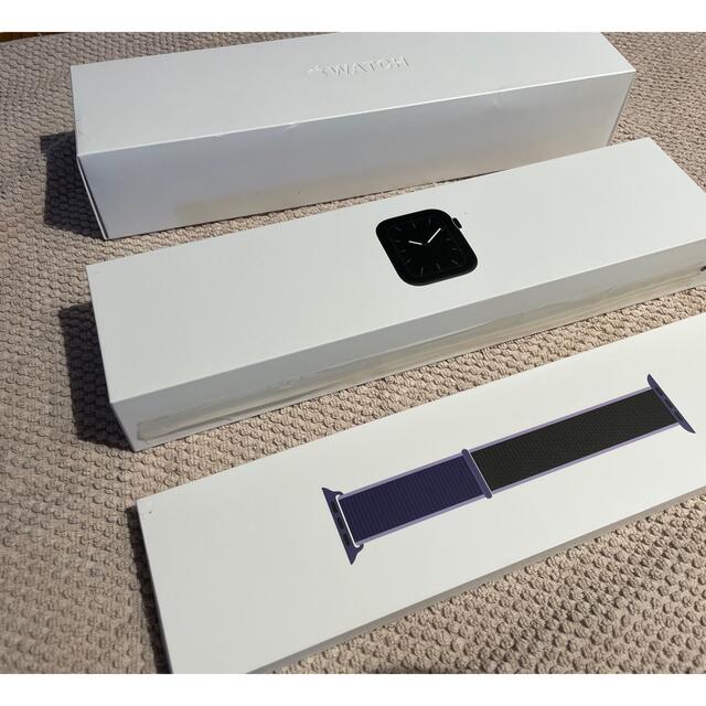 Apple Watch(アップルウォッチ)の本体新品AppleWatch SERIES5 ステンレス44mmGPS+セルラー メンズの時計(腕時計(デジタル))の商品写真