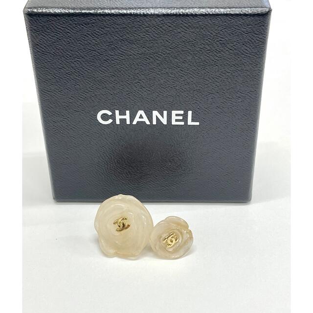 CHANELカメリアピアス karatebih.ba