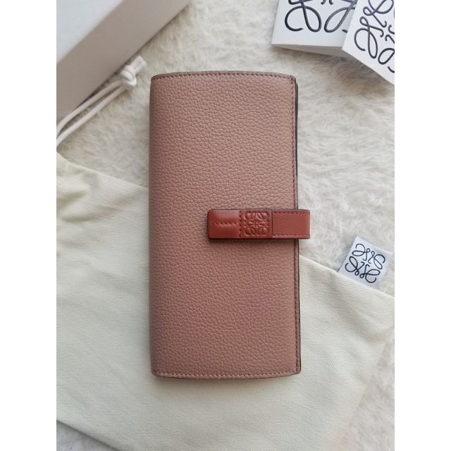 ✨極美品✨LOEWE ロエベ 長財布  バーティカルウォレット ラージ