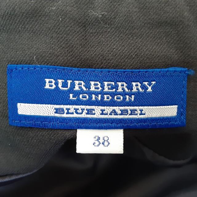 BURBERRY BLUE LABEL(バーバリーブルーレーベル)のバーバリーブルーレーベル ショートパンツ レディースのパンツ(ショートパンツ)の商品写真