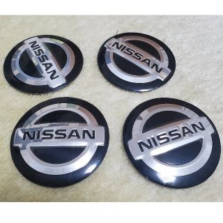 ニッサン(日産)のNISSAN　ホイールセンターキャップ(車外アクセサリ)