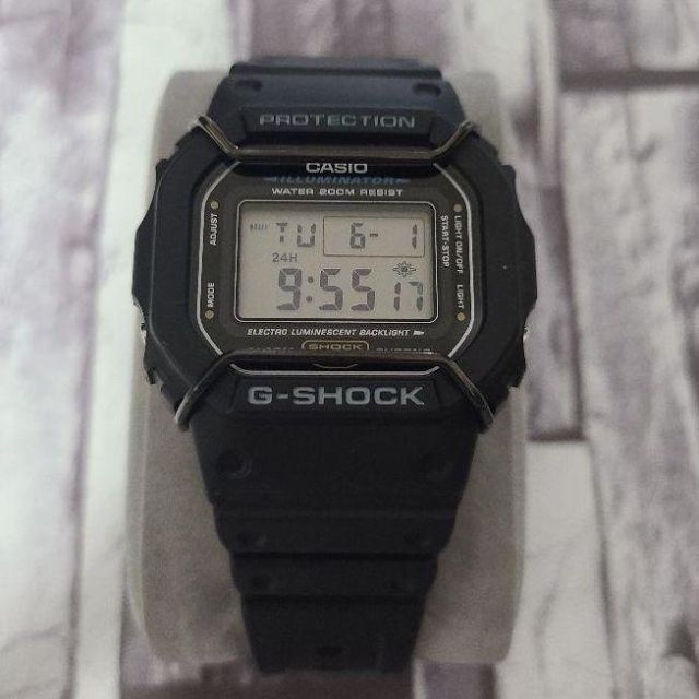 G-SHOCK DW-5600系 GW-M5610系 バンパープロテクター メンズの時計(腕時計(デジタル))の商品写真