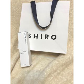 シロ(shiro)の【新品未使用・箱付き】shiro ホワイトティー　ハンド美容液(ハンドクリーム)