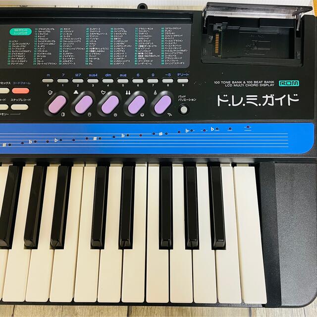 美品　CASIO CT-840(BK) 電子ピアノ 電子キーボード　アダプタ付き
