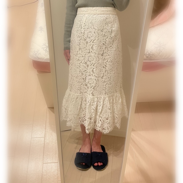 natural couture(ナチュラルクチュール)の【natural couture】白スカート レディースのスカート(ロングスカート)の商品写真