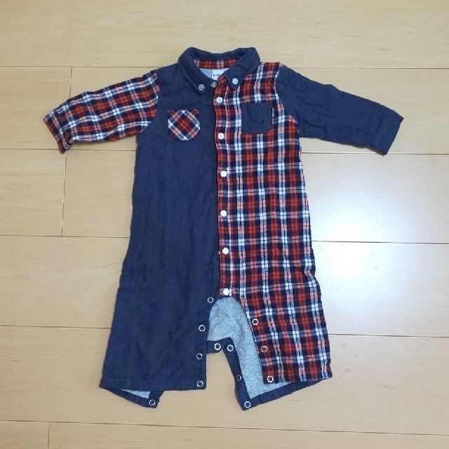 SHIPS KIDS(シップスキッズ)のSHIPS　デニムチェックロンパース　80 キッズ/ベビー/マタニティのベビー服(~85cm)(ロンパース)の商品写真