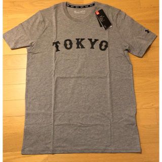 アンダーアーマー(UNDER ARMOUR)のアンダーアーマー　新品　グレーロゴTシャツ　XL(Tシャツ/カットソー(半袖/袖なし))