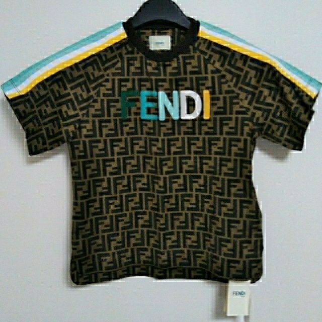 紙タグ付き新品未使用品/フェンディキッズ/ズッカ柄/半袖Tシャツ/マ