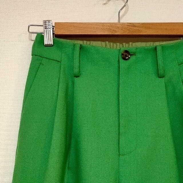 UNITED ARROWS green label relaxing(ユナイテッドアローズグリーンレーベルリラクシング)のgreen label relaxngサキソニー ワイド パンツ　XSサイズ レディースのパンツ(カジュアルパンツ)の商品写真