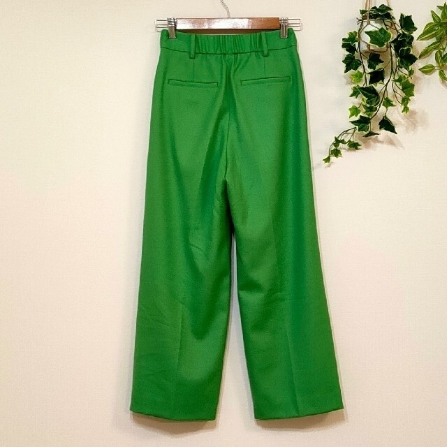 UNITED ARROWS green label relaxing(ユナイテッドアローズグリーンレーベルリラクシング)のgreen label relaxngサキソニー ワイド パンツ　XSサイズ レディースのパンツ(カジュアルパンツ)の商品写真