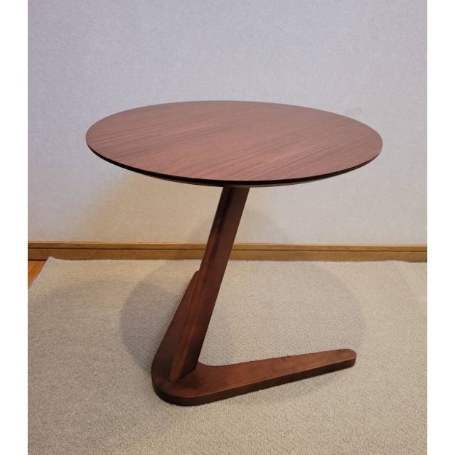 【北欧風】おしゃれな木製の円形サイドテーブル　ブラウン