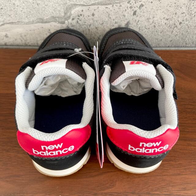 New Balance - 【新品】15.5センチ ブラック×レッド New Balance - 【新品】15.5センチ ブラック×レッド
