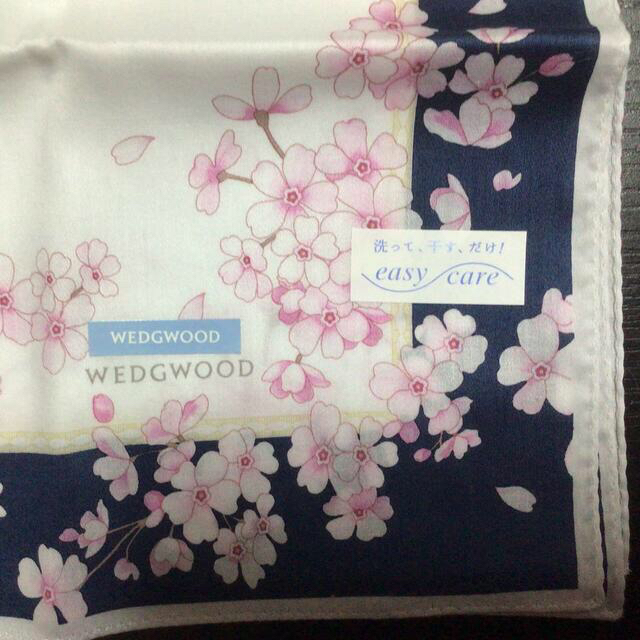 WEDGWOOD(ウェッジウッド)のウェッジウッドWEDGWOODハンカチ レディースのファッション小物(ハンカチ)の商品写真