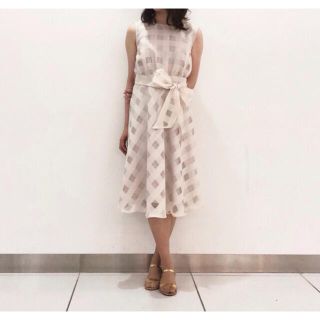 ストロベリーフィールズ(STRAWBERRY-FIELDS)の未使用 未着 ストロベリーフィールズ シアーベールチェックワンピース2019SS(ひざ丈ワンピース)