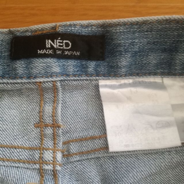 INED(イネド)のINED ジーンズ　トールサイズ　１３号 レディースのパンツ(デニム/ジーンズ)の商品写真