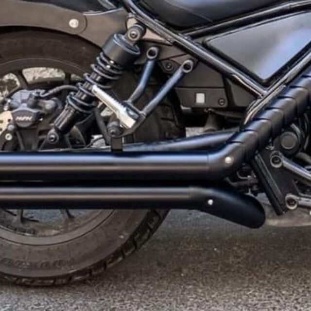シルバーピーチ ホンダ レブル1100 マフラー gem speed製 - マフラー