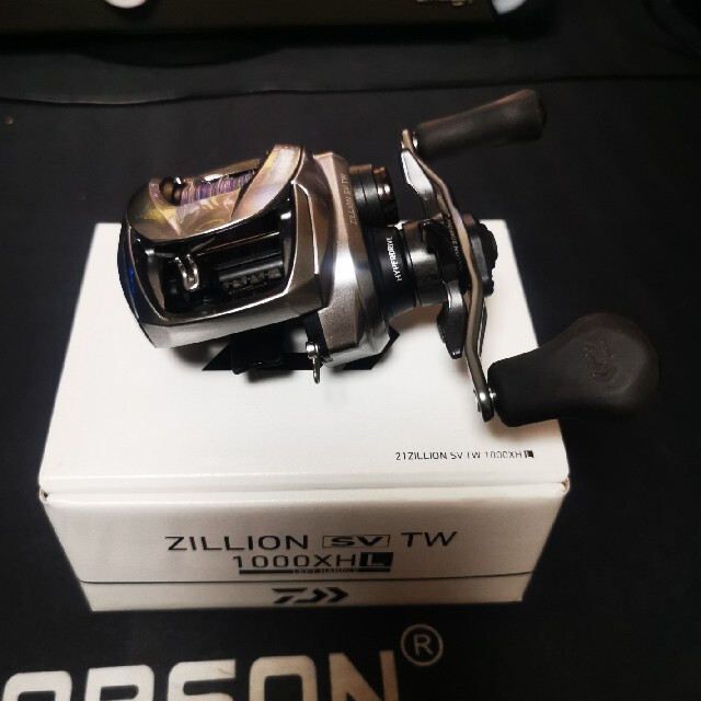 DAIWA(ダイワ)の21ジリオン SV TW 1000 XHL スポーツ/アウトドアのフィッシング(リール)の商品写真