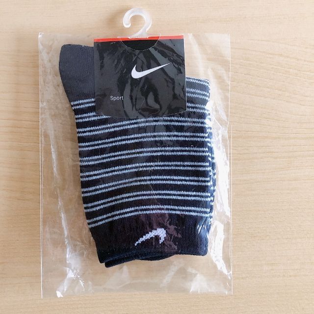 NIKE(ナイキ)のNIKE　ナイキ　子供用ソックス　15～17cm　ネイビー　ボーダー キッズ/ベビー/マタニティのこども用ファッション小物(靴下/タイツ)の商品写真