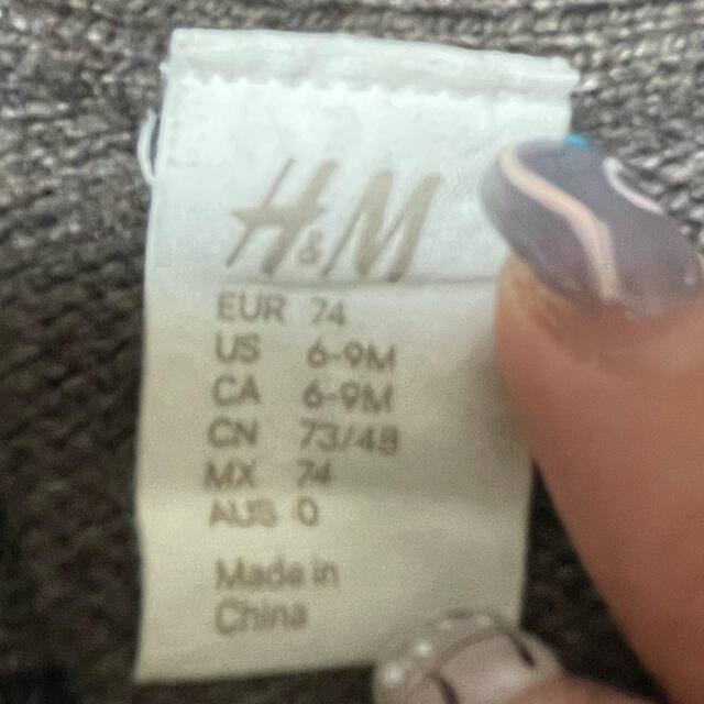 H&M(エイチアンドエム)のH&M🟤ケーブル編みニットカーディガン🟤ブラウン キッズ/ベビー/マタニティのベビー服(~85cm)(カーディガン/ボレロ)の商品写真