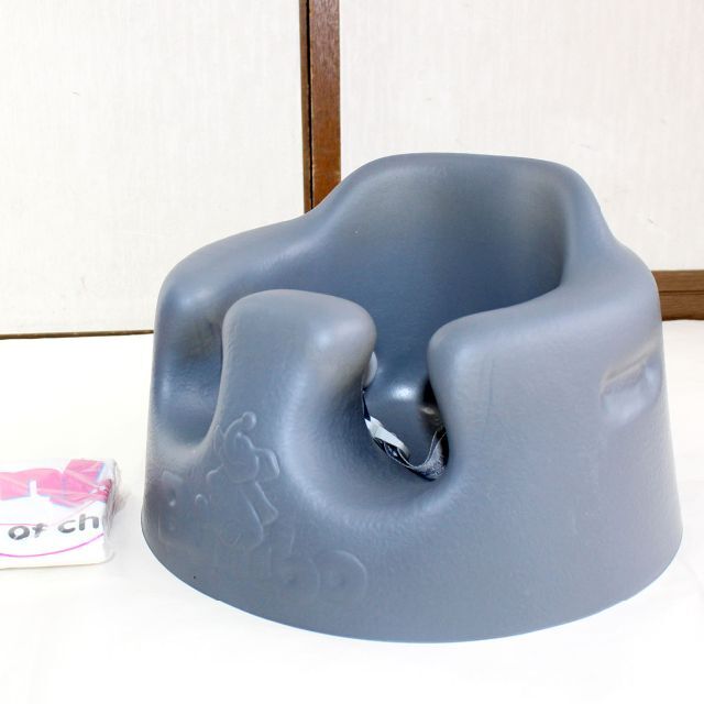 きれい Bumbo バンボ◆ベビーソファー◆腰ベルト付き◆首がすわる頃～