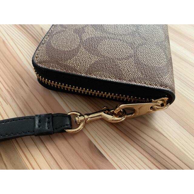 得価100%新品 COACH - COACH長財布バスキア✖️シグネチャーストラップ