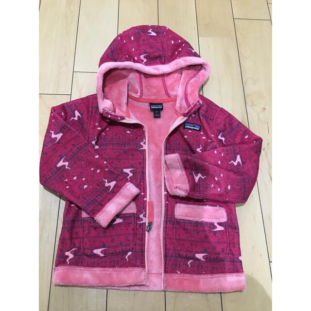 patagonia(パタゴニア)の子供服 パタゴニアパーカー キッズ/ベビー/マタニティのキッズ服女の子用(90cm~)(ジャケット/上着)の商品写真