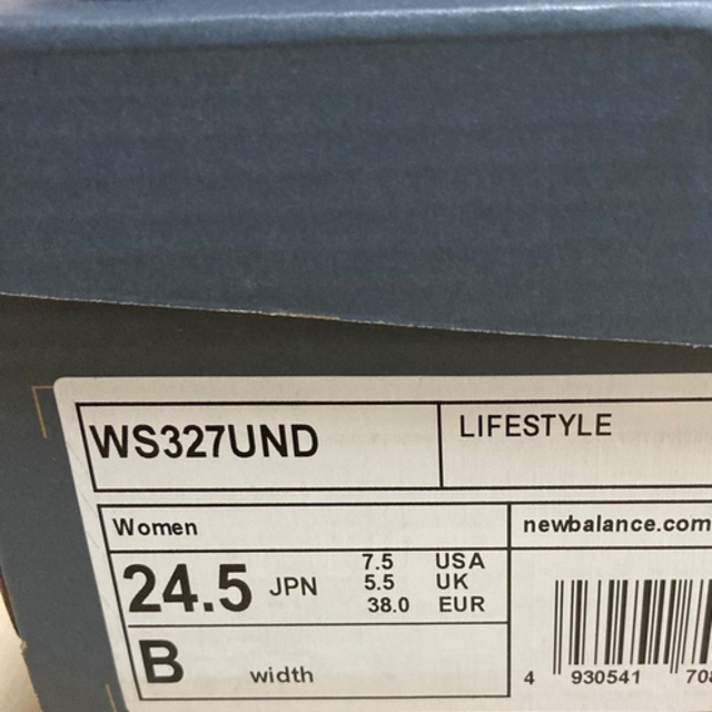 New Balance(ニューバランス)の完売品　ニューバランス　WS327UND   24.5cm レディースの靴/シューズ(スニーカー)の商品写真