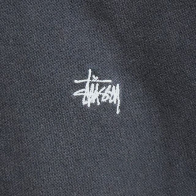 STUSSY(ステューシー)の《ステューシー》オールドタグ　刺繍ロゴ　ブラック　Mサイズ　ポロシャツ メンズのトップス(ポロシャツ)の商品写真