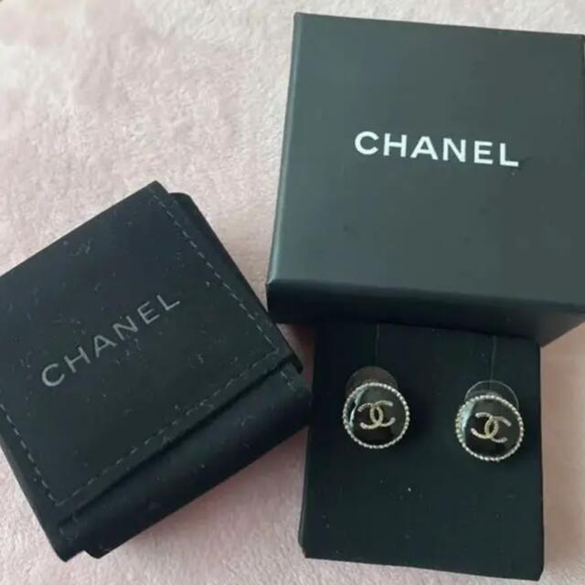 CHANEL(シャネル)のCHANEL シャネル ピアス 丸coco レディースのアクセサリー(ピアス)の商品写真