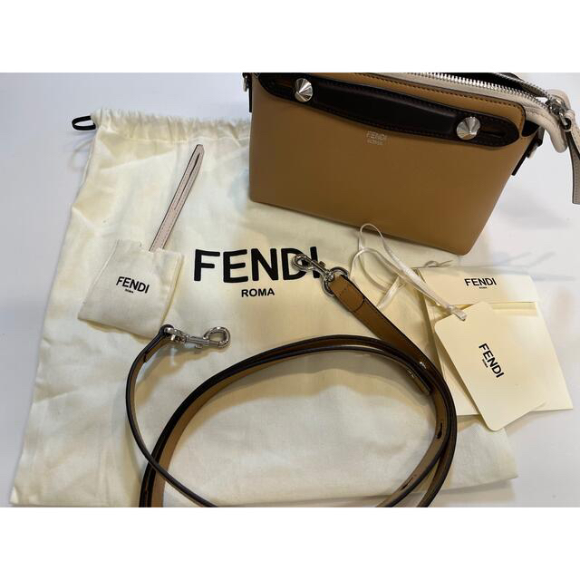 FENDI(フェンディ)のFENDI バイザウェイミニ(ちゃぶ様専用) レディースのバッグ(ショルダーバッグ)の商品写真