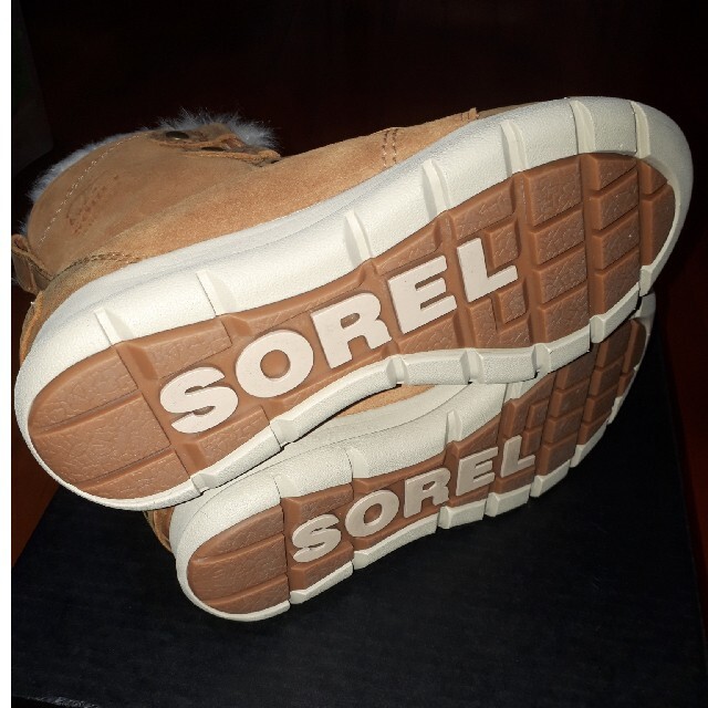 SOREL(ソレル)の★新品未使用★SOREL ソレル EXPLORER JOAN 本革レザー レディースの靴/シューズ(ブーツ)の商品写真