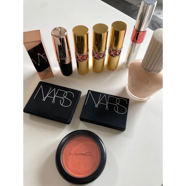 Yves Saint Laurent Beaute(イヴサンローランボーテ)のデパコス福袋　美品　10点セット　m.a.cポルジョNARSysl コスメ/美容のキット/セット(コフレ/メイクアップセット)の商品写真