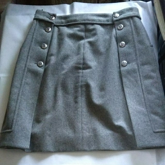 シャネル スカート40 裏地破れ レディースのスカート(ひざ丈スカート)の商品写真