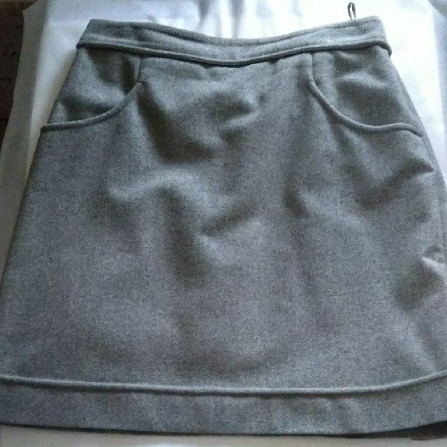 シャネル スカート40 裏地破れ レディースのスカート(ひざ丈スカート)の商品写真