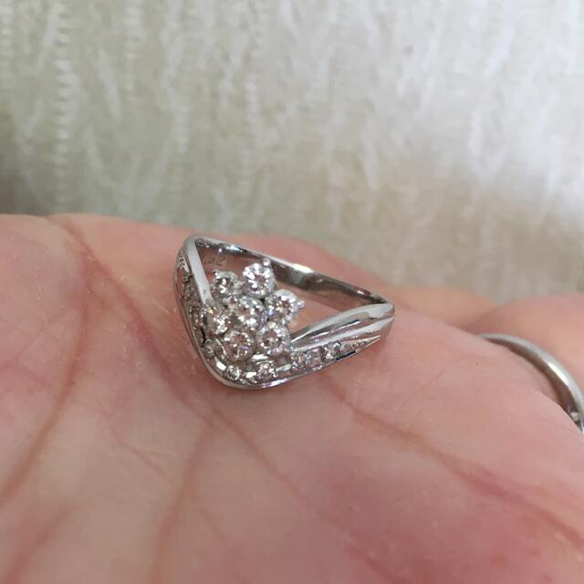 数量は多い  ♡本日限定お値下♡pt900 ダイヤ デザイン リング♡9号 リング(指輪)