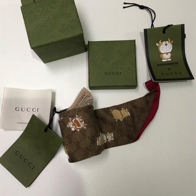 Gucci(グッチ)のGUCCI グッチとドラえもんコラボ　ツイリー エンタメ/ホビーの雑誌(ファッション)の商品写真